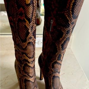 Donald Pliner Reptile knee boots!